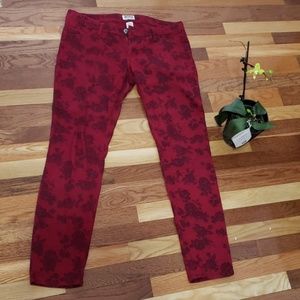 Womens juniors Mudd Rose pattern Jean's pants 13
